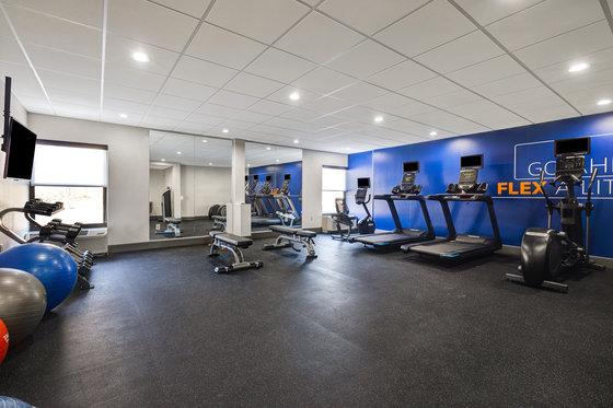 Holiday Inn Express & Suites Central Omaha By Ihg Facilidades foto
